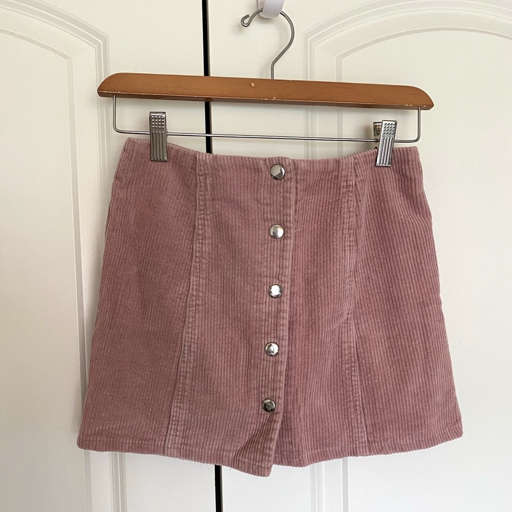 Vintage Corduroy Skirt / Size Small / Mauve~Dusty Rose Color / Silver Buttons